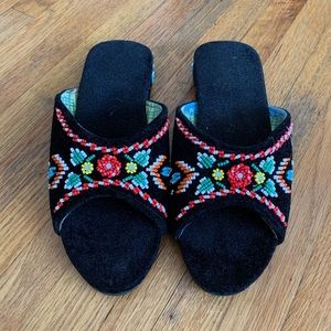 Open Toe Slides with beads